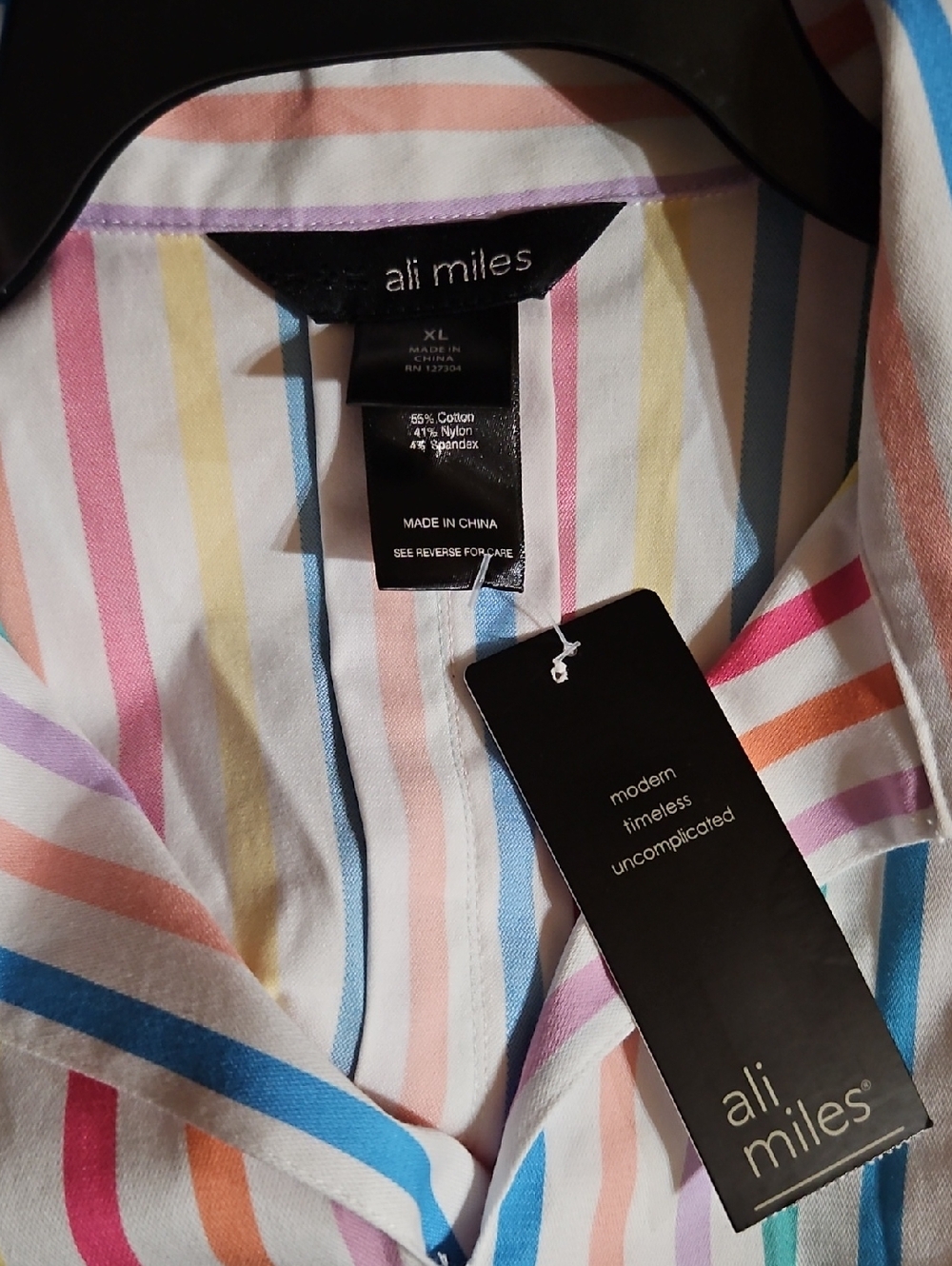 Ali Miles Blue Pink Rainbow Striped Print 3/4 Sleeve V-Neck Popover Top NWT - Picture 3 of 3